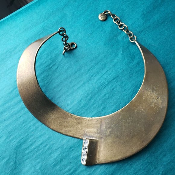 2/120$ Avant Garde Paris One piece statement bib necklace with swarovski crystal - Picture 3 of 7